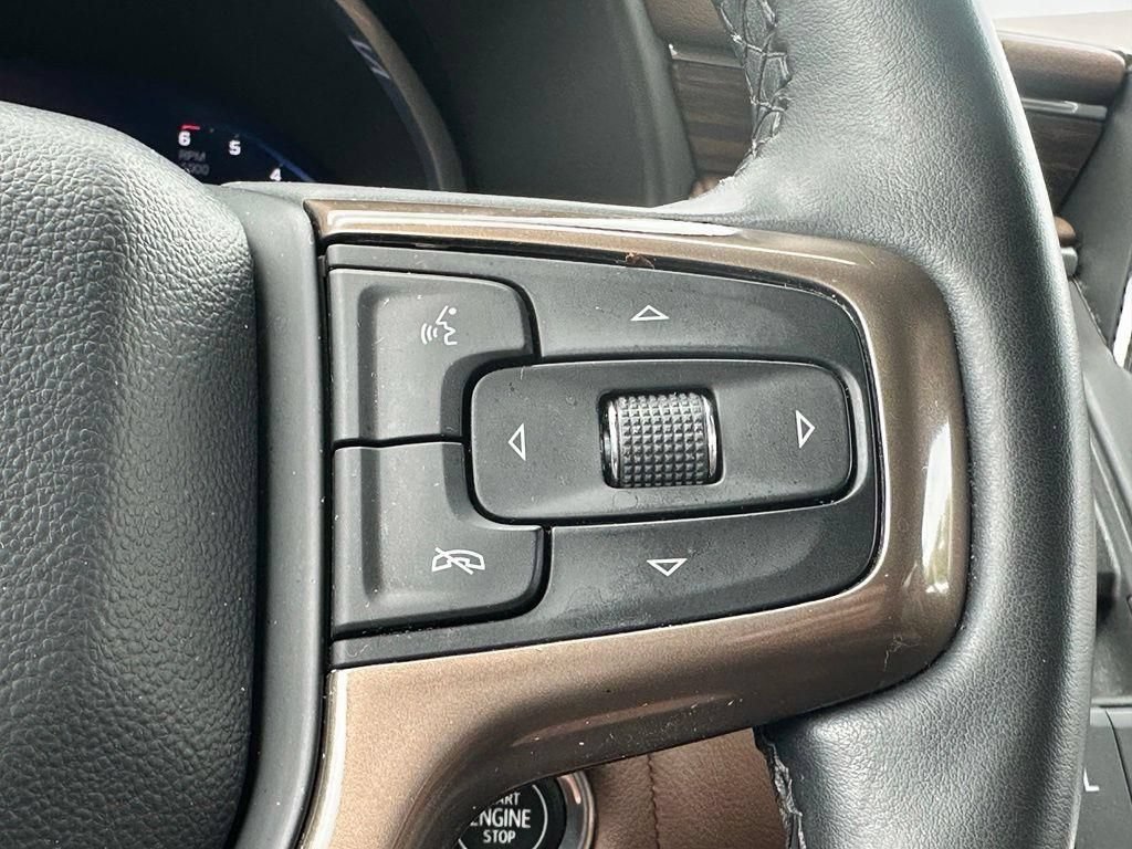 Used 2023 Chevrolet Tahoe High Country AWD/4WD image 16