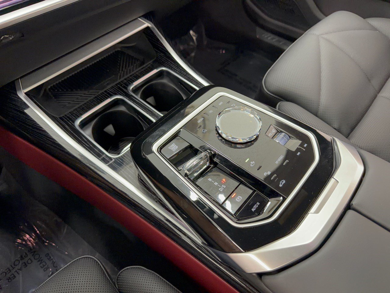 Certified 2026 BMW 740i RWD image 22