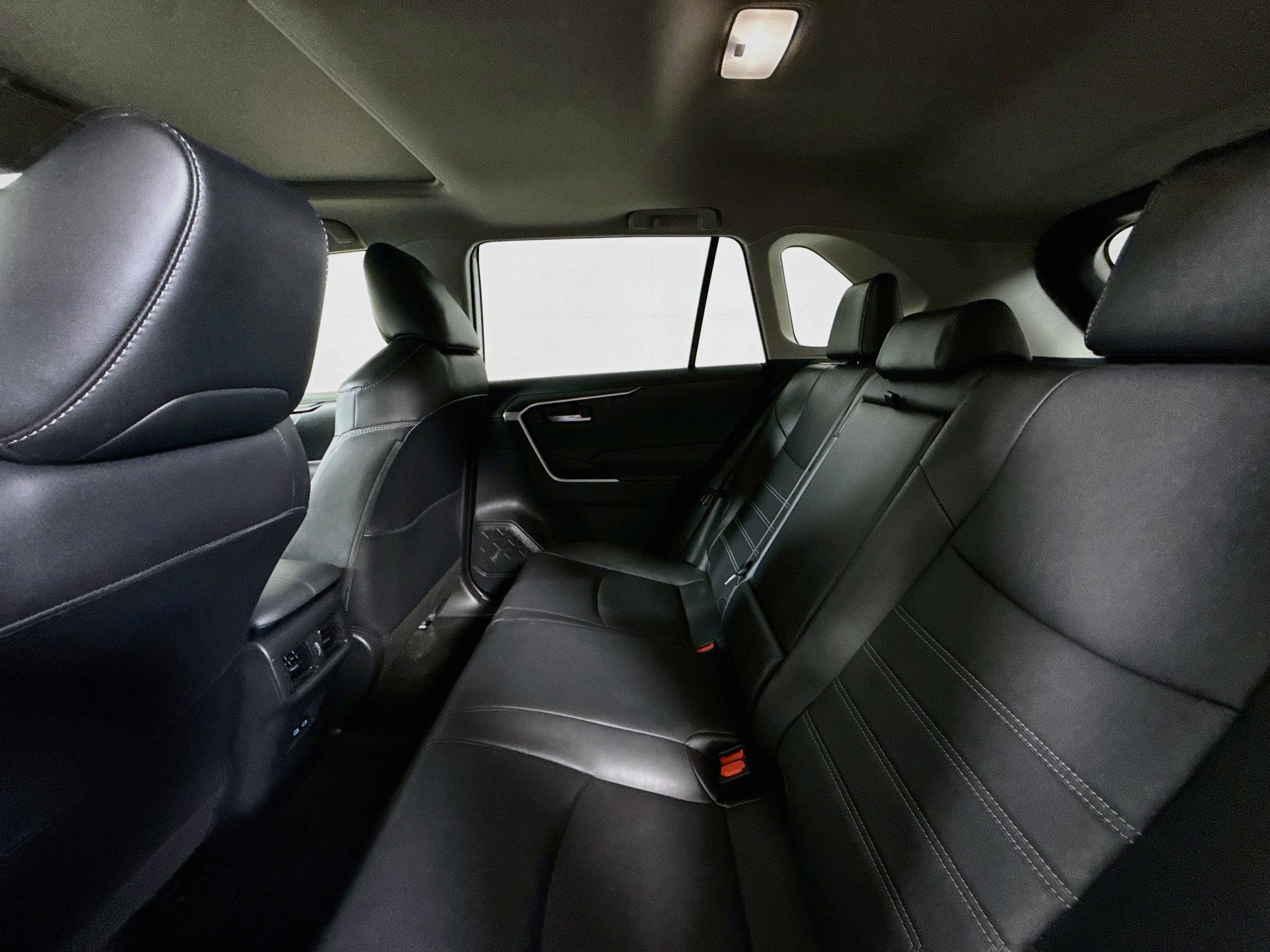 Certified 2022 Toyota RAV4 XLE Premium AWD/4WD image 25