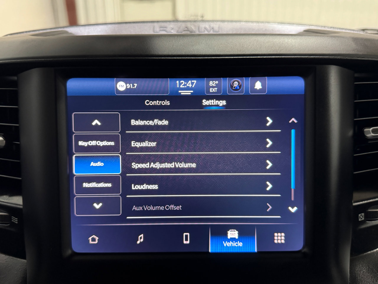 Used 2024 RAM 2500 Tradesman w/ Chrome Appearance Group image 51