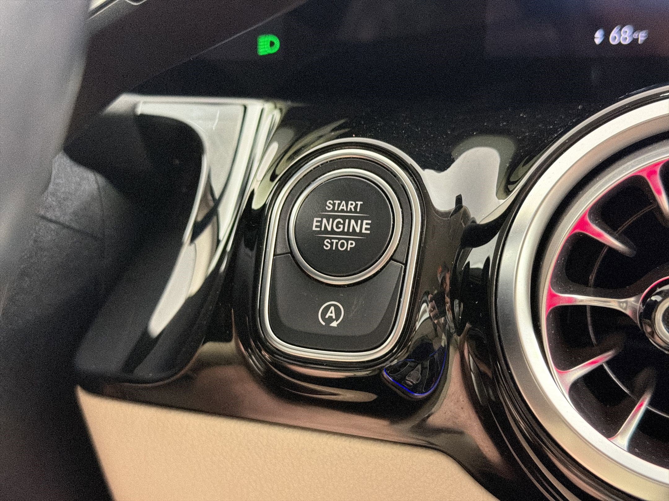 Used 2023 Mercedes-Benz GLA 250 4MATIC image 24