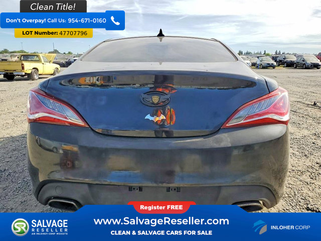 Used 2013 Hyundai Genesis 3.8 RWD image 8