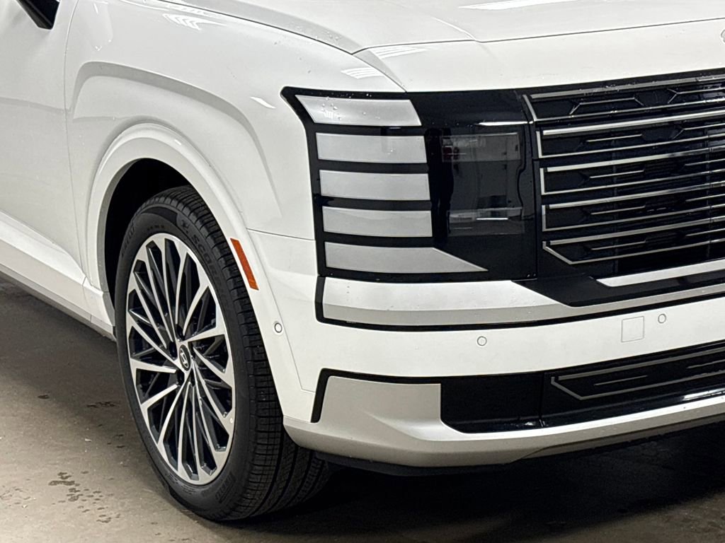 Used 2026 Hyundai Palisade Calligraphy image 5