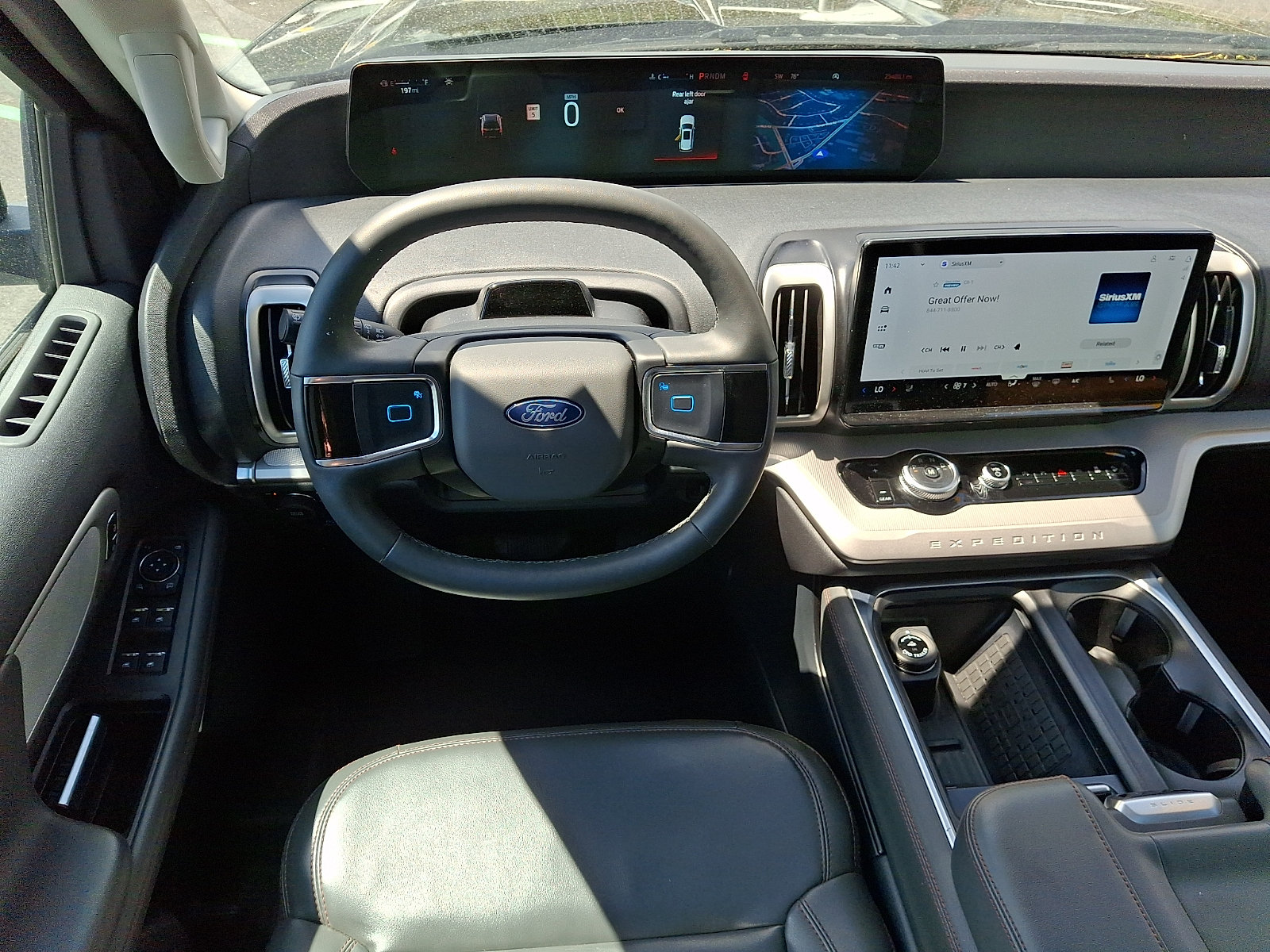 Certified 2025 Ford Expedition Active AWD/4WD image 13