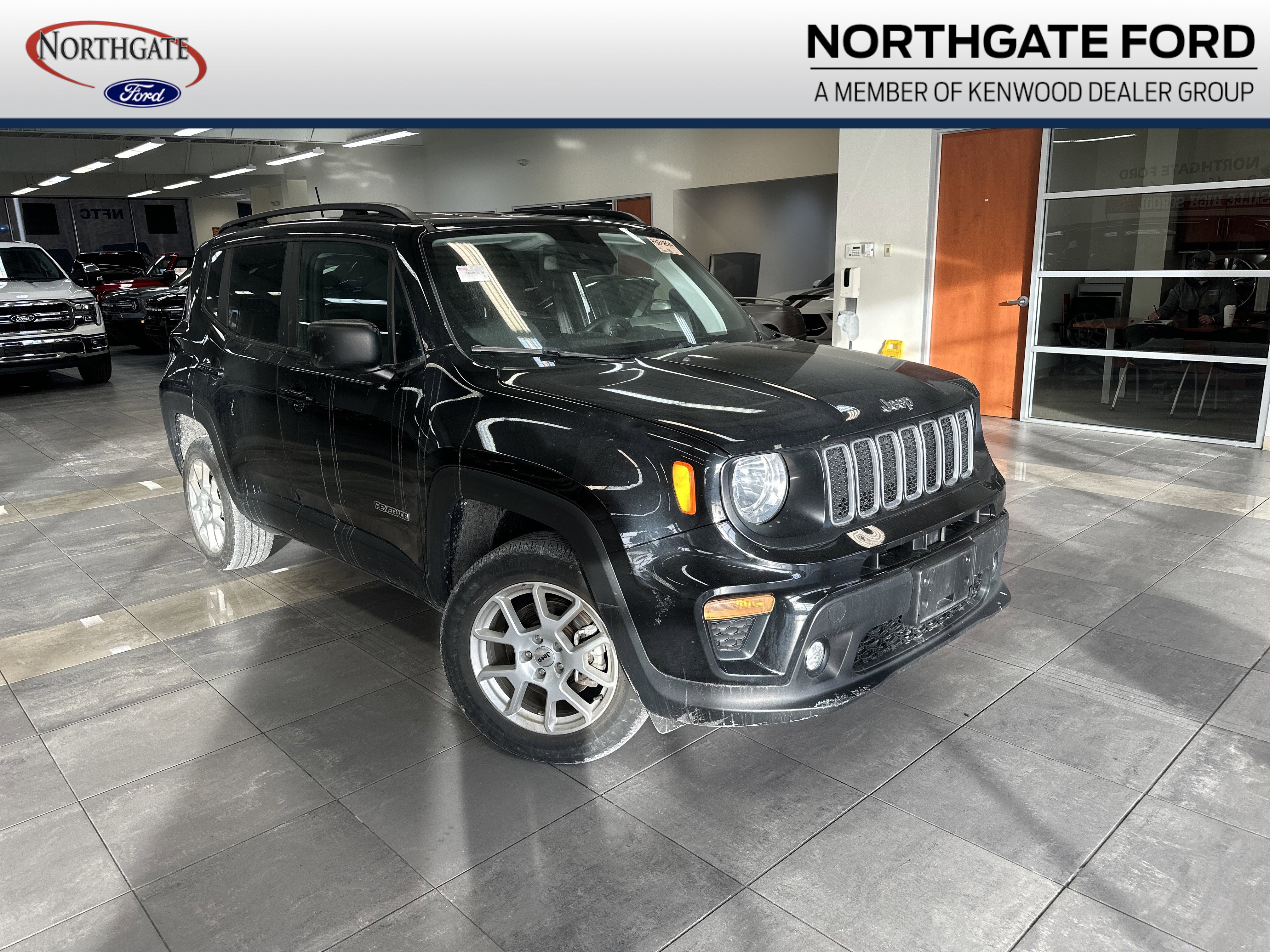 Used 2022 Jeep Renegade Latitude w/ Convenience Group