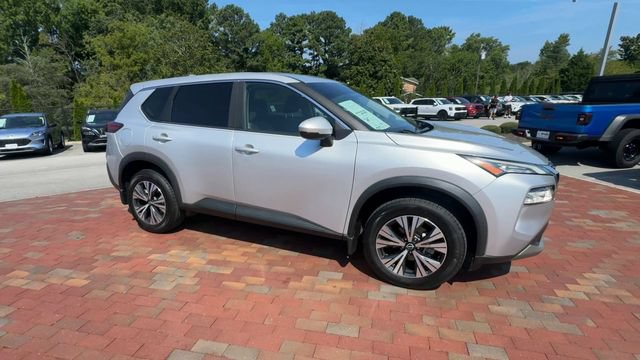 Used 2023 Nissan Rogue SV FWD image 4