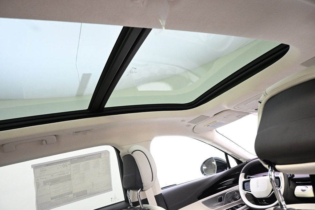 New 2026 Lincoln Nautilus Black Label image 17