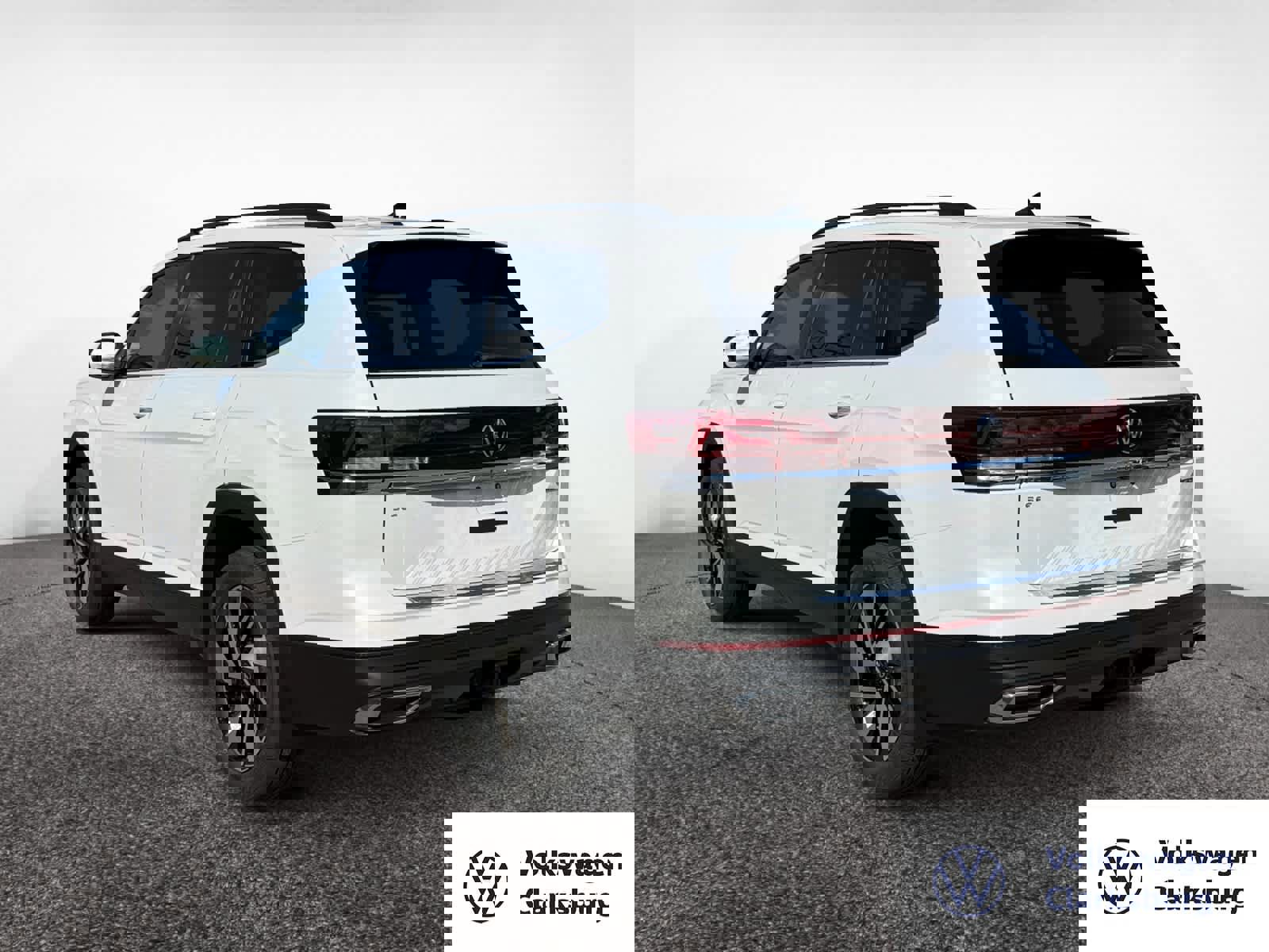 New 2026 Volkswagen Atlas SE image 3