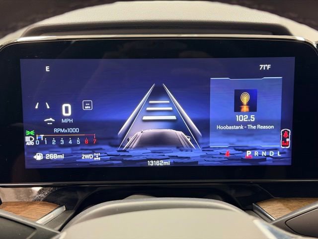 Certified 2025 Chevrolet Suburban High Country w/ Sun And Tow Package AWD/4WD image 12