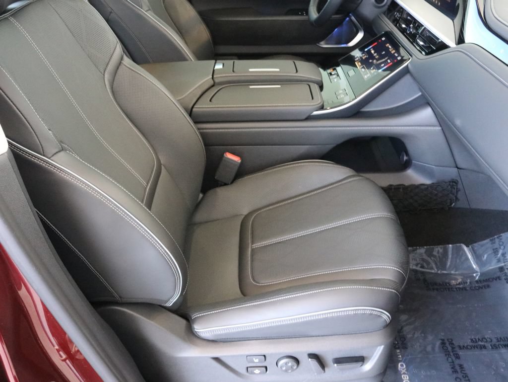 Certified 2025 INFINITI QX80 Sensory w/ Premium Cargo Package AWD/4WD image 48