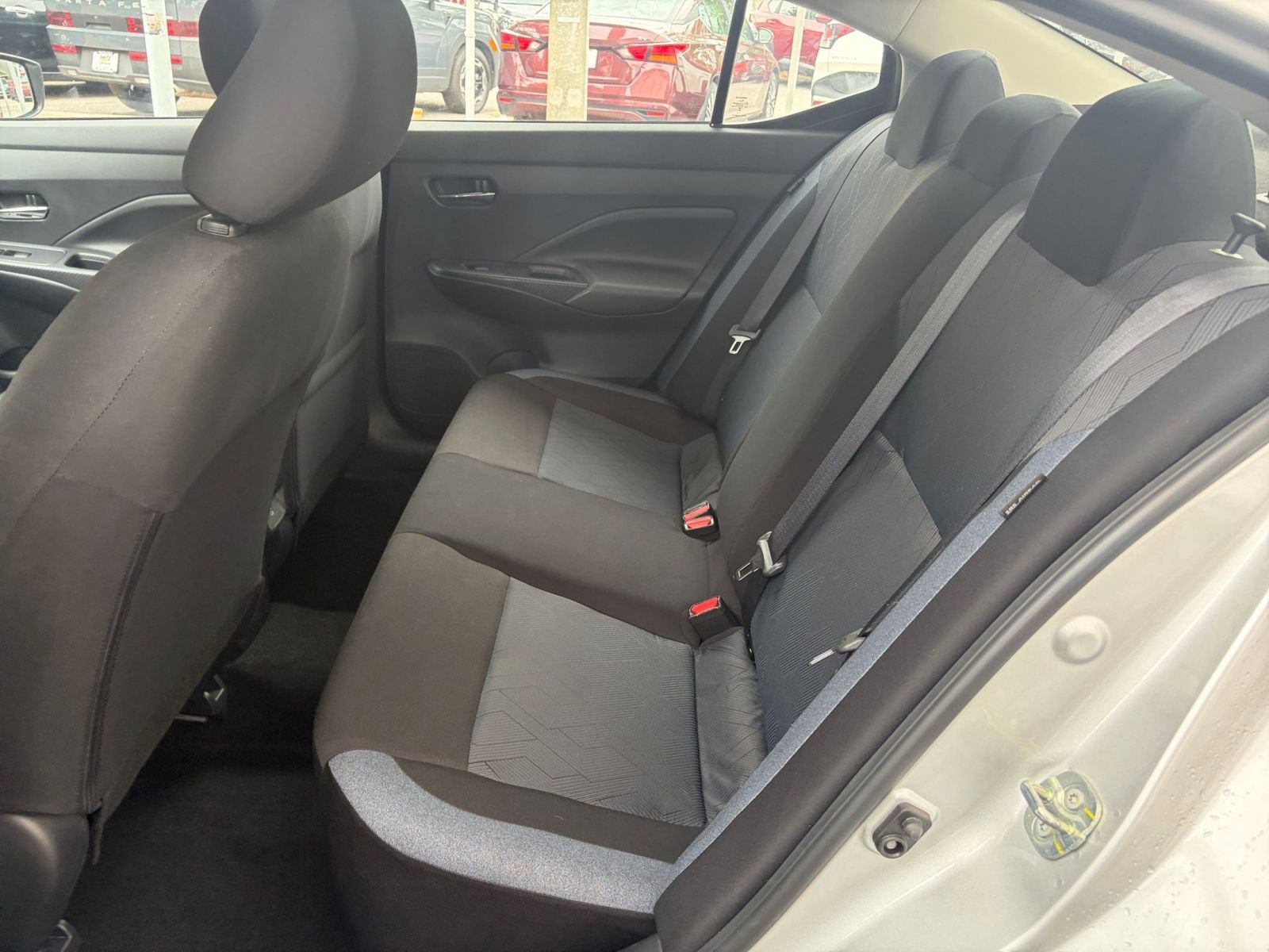 Used 2025 Nissan Versa SV FWD image 36