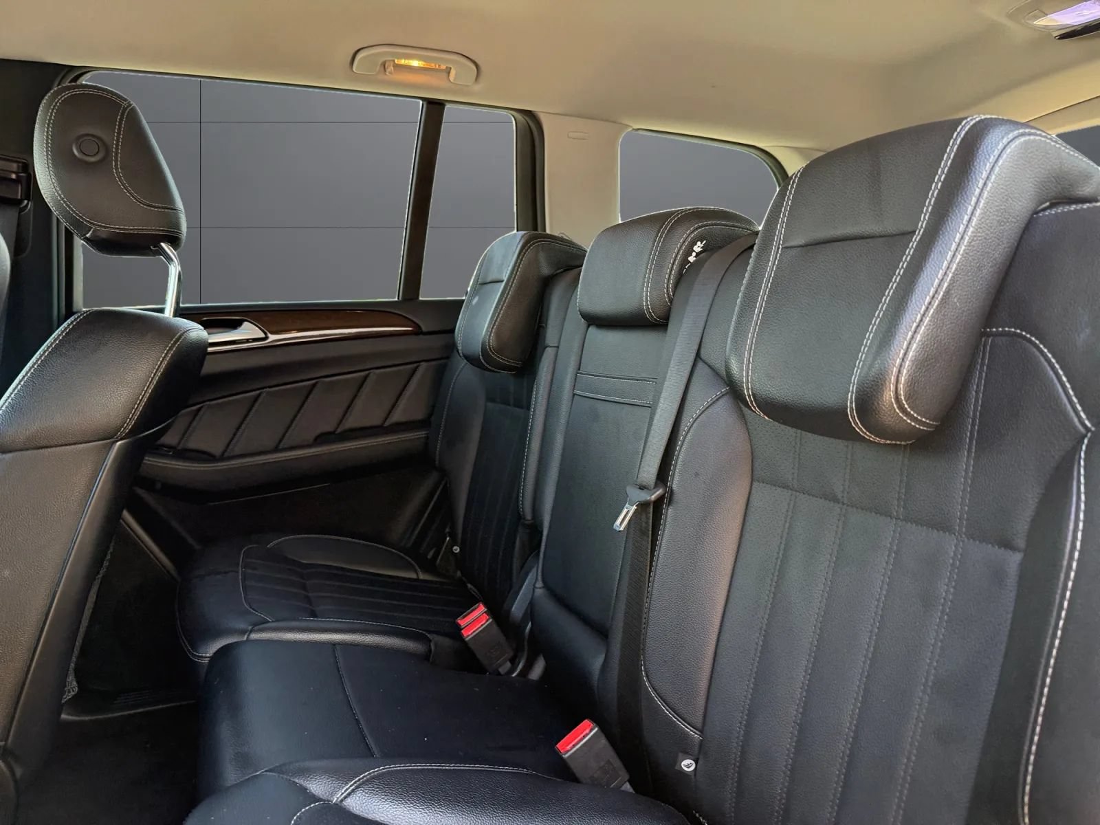 Used 2015 Mercedes-Benz GL 450 4MATIC image 19