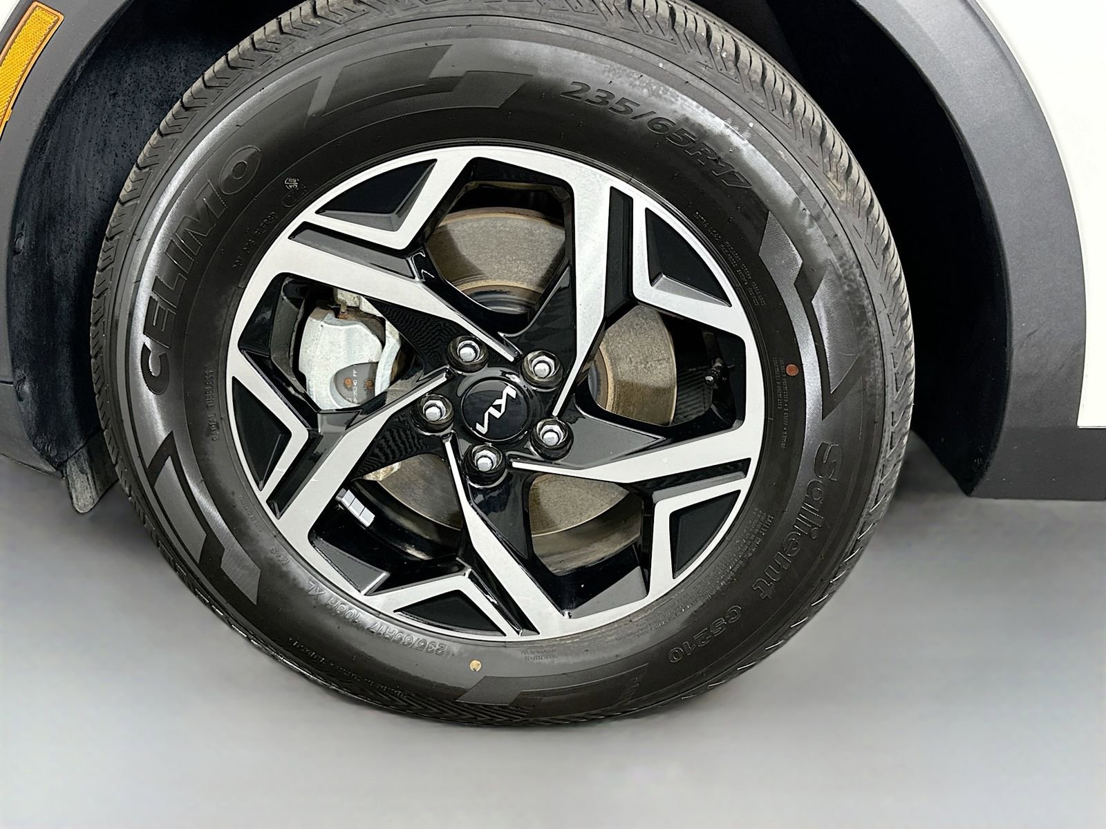 Used 2024 Kia Sportage LX image 31