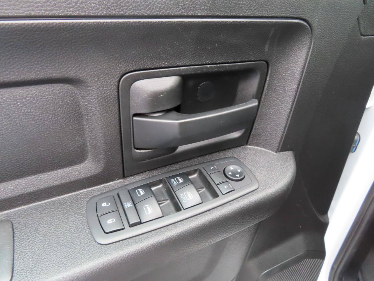 Used 2018 RAM 2500 Tradesman w/ Popular Equipment Group AWD/4WD image 27