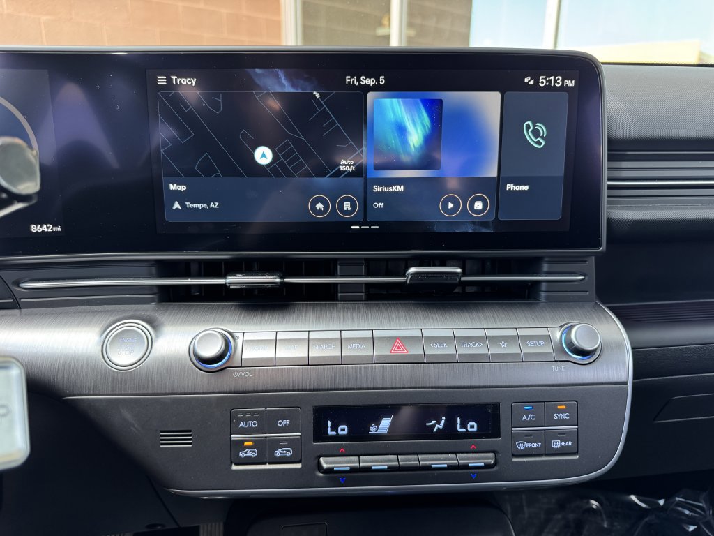 Used 2024 Hyundai Kona Limited image 19