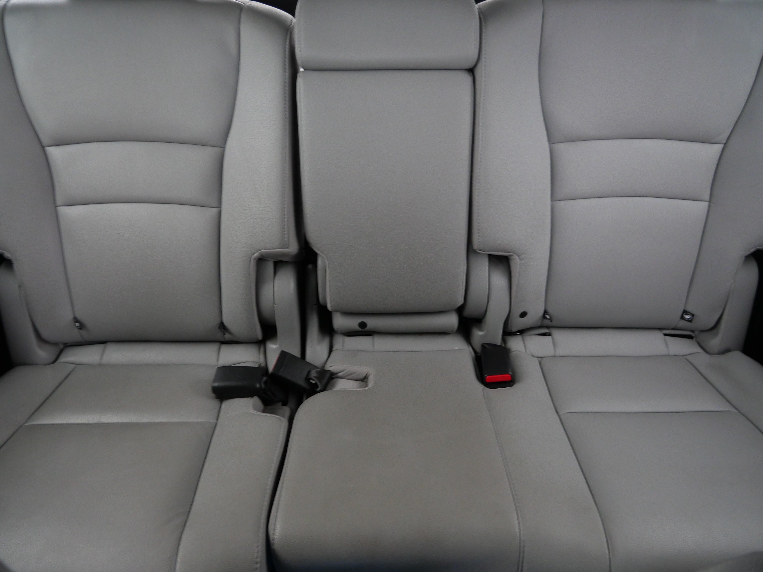 Used 2022 Honda Pilot Touring image 13