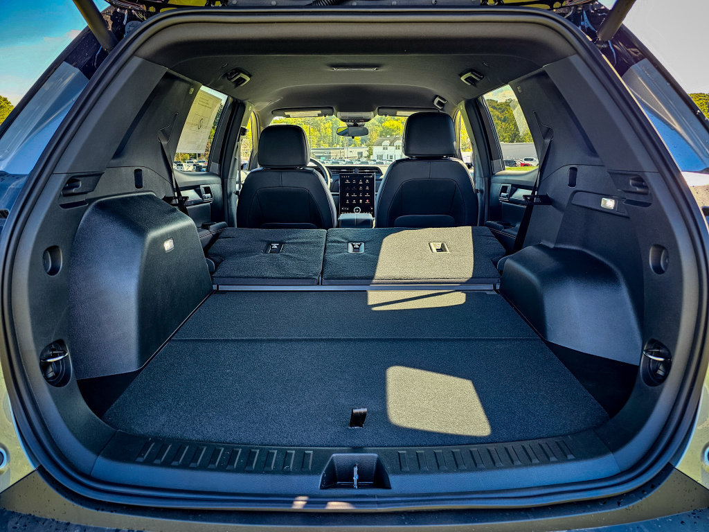 New 2027 GMC Terrain Elevation w/ Elevation Premium Package AWD/4WD image 36