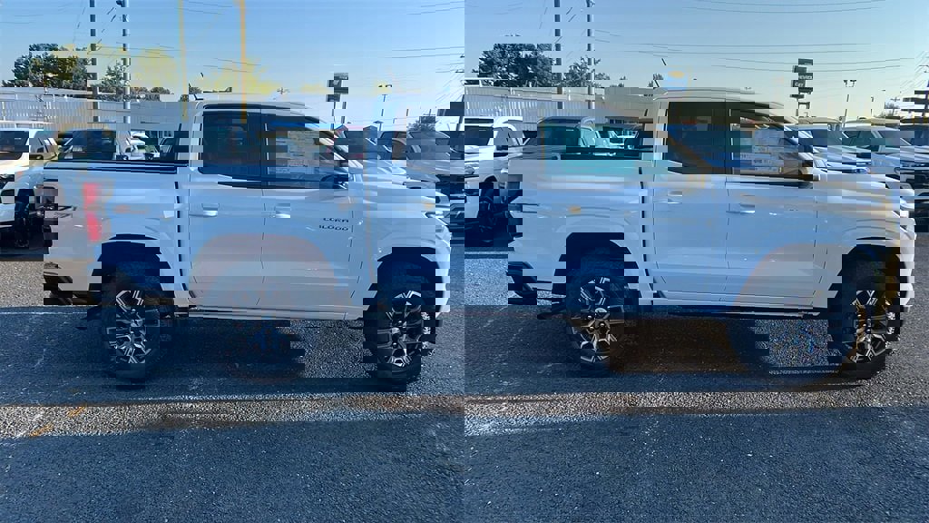 New 2026 Chevrolet Colorado Z71 w/ Z71 Convenience Package 2 image 4