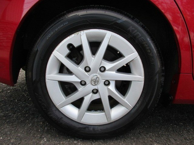 Used 2013 Toyota Prius V Three image 13