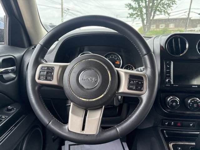 Used 2014 Jeep Patriot Limited AWD/4WD image 20