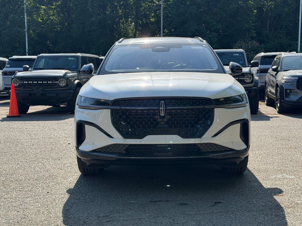 New 2026 Lincoln Nautilus Reserve w/ Jet Appearance Package AWD/4WD image 2