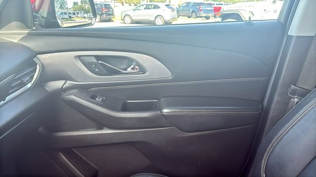 Used 2018 Chevrolet Traverse LT w/ LPO, Floor Liner Package FWD image 22