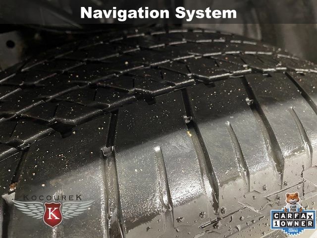 Used 2023 Nissan Armada Platinum w/ Captain's Chairs Package image 9