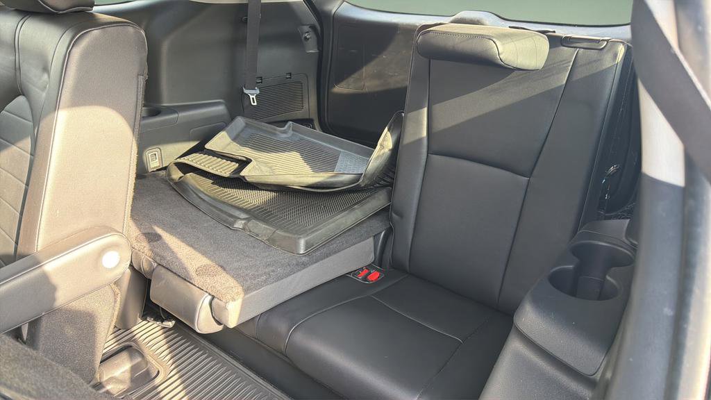 Used 2023 Toyota Highlander XLE image 18