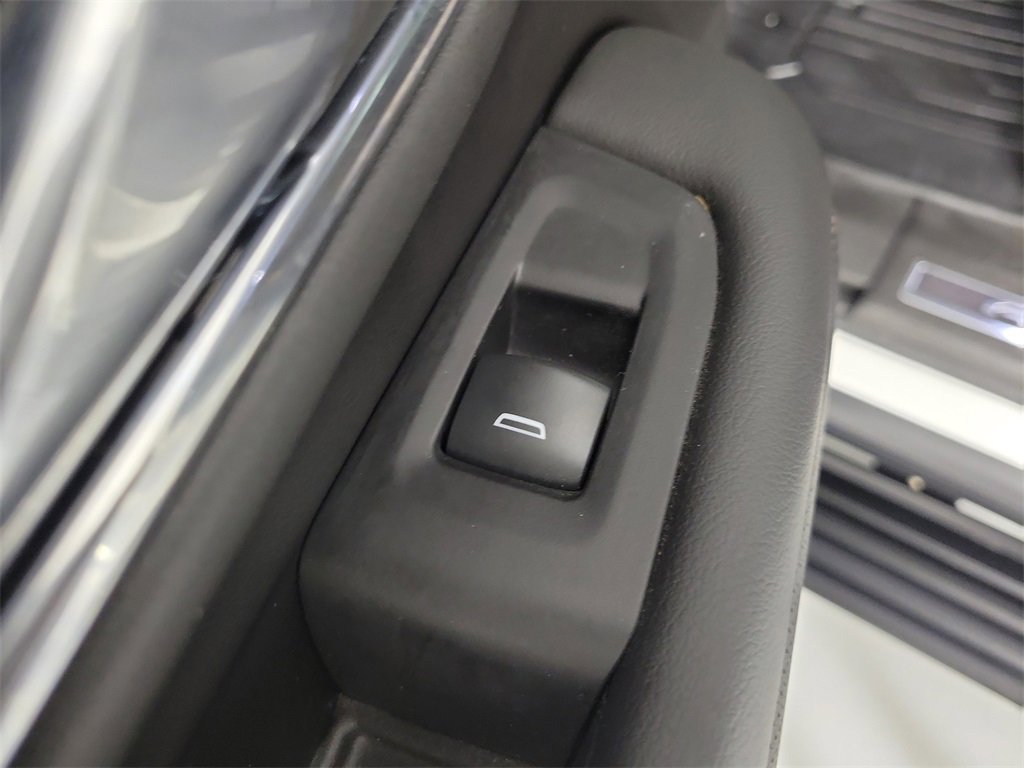 Used 2023 GMC Yukon AT4 w/ AT4 Premium Plus Package image 15