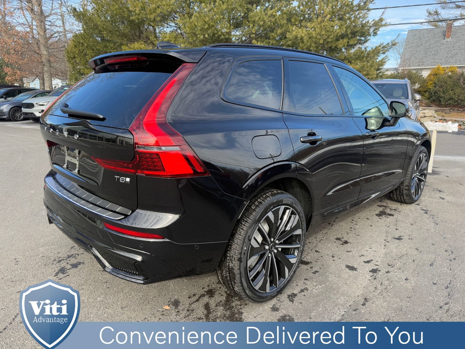 New 2026 Volvo XC60 T8 Ultra w/ Protection Package Premier AWD/4WD image 8