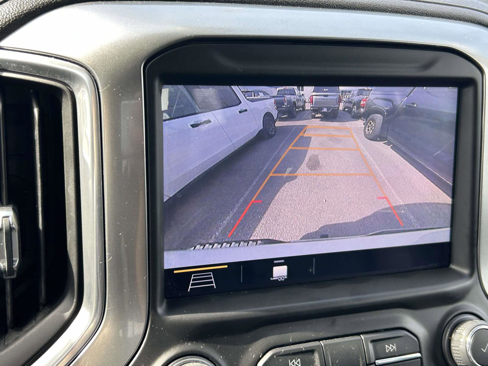 Used 2019 Chevrolet Silverado 1500 LT w/ All-Star Edition image 27