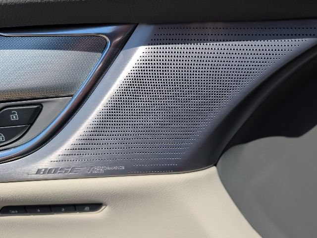 Used 2021 Cadillac XT5 Premium Luxury FWD image 18