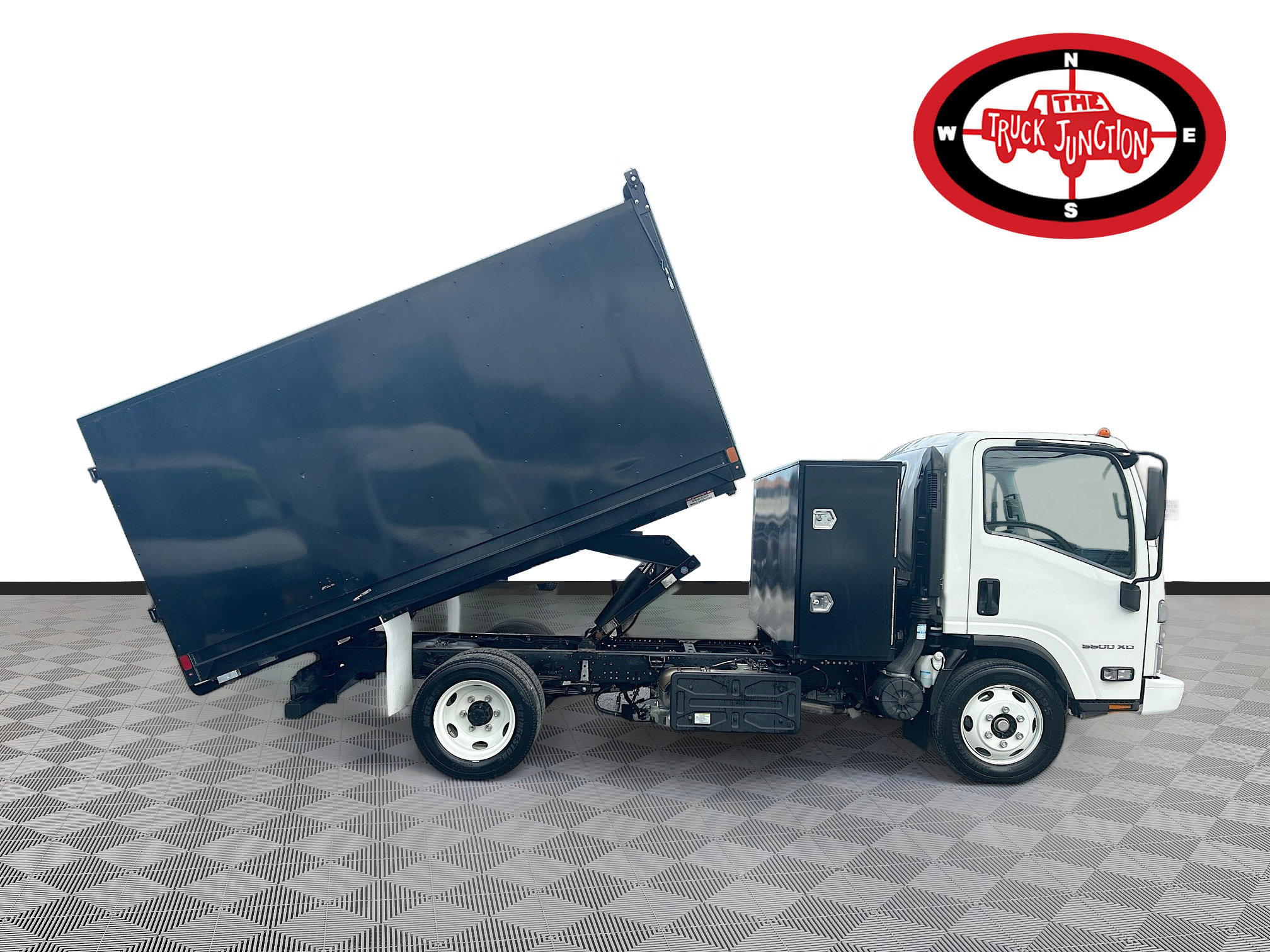 Used 2023 Chevrolet Low Cab Forward 5500XD RWD image 8