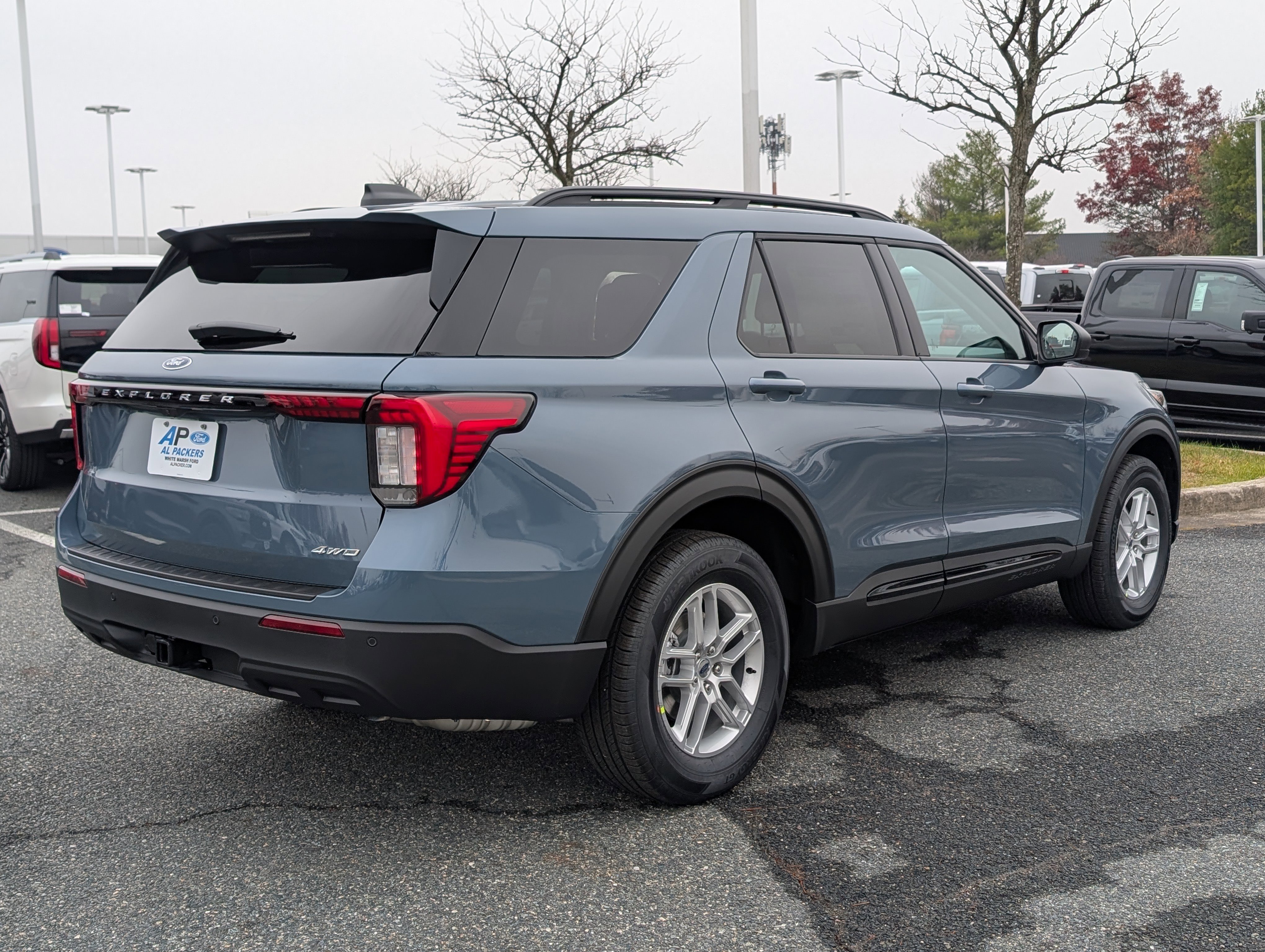 New 2026 Ford Explorer Active image 2