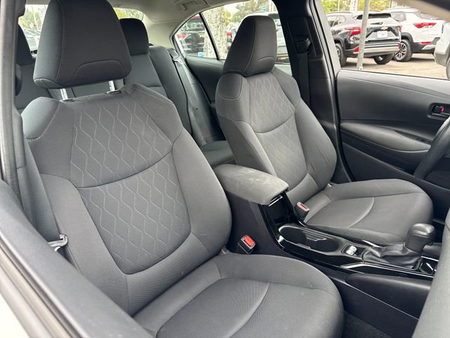 Used 2022 Toyota Corolla LE FWD image 33
