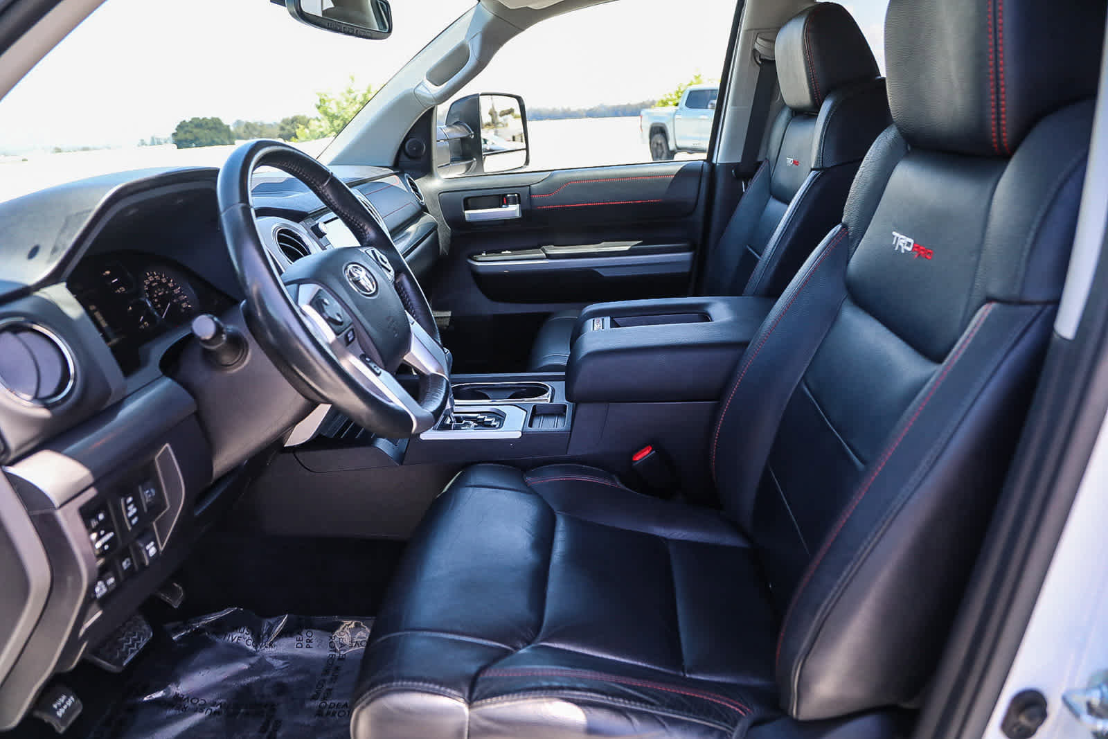 Certified 2021 Toyota Tundra TRD Pro AWD/4WD image 17