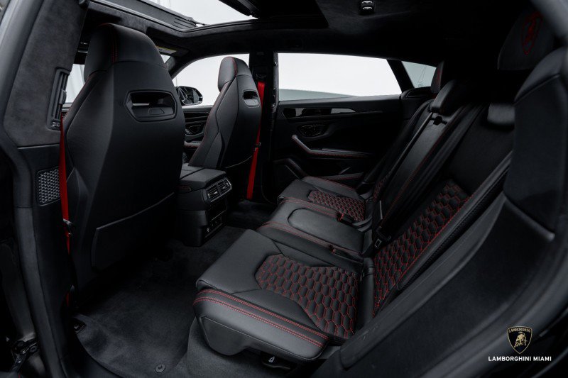 Used 2024 Lamborghini Urus S image 55