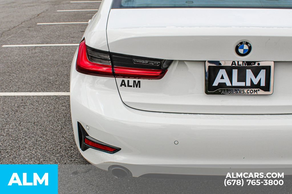 Used 2020 BMW 330i Sedan w/ Convenience Package RWD image 12