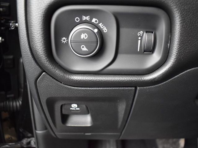 New 2026 RAM 1500 Classic Warlock AWD/4WD image 13