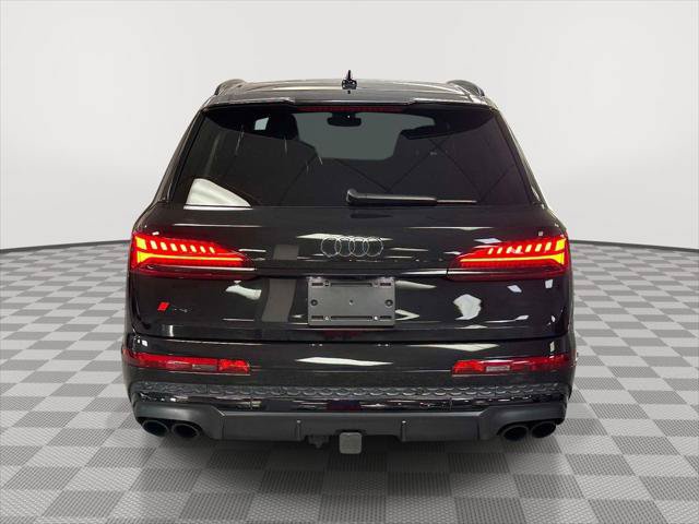 Used 2025 Audi SQ7 Premium Plus AWD/4WD image 3