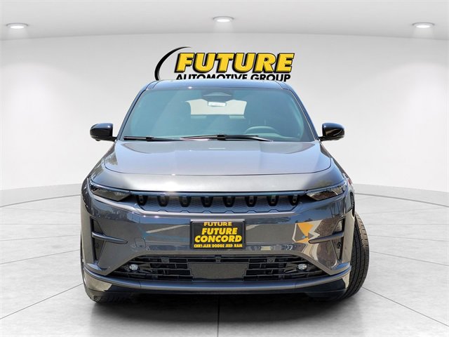 New 2025 Jeep Wagoneer Limited image 2