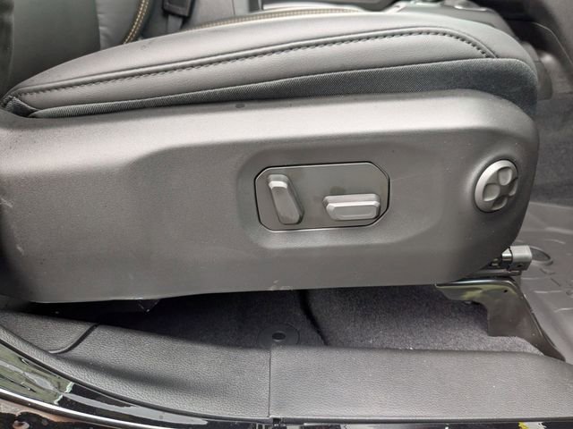 New 2025 Jeep Wrangler Unlimited Rubicon 392 image 37