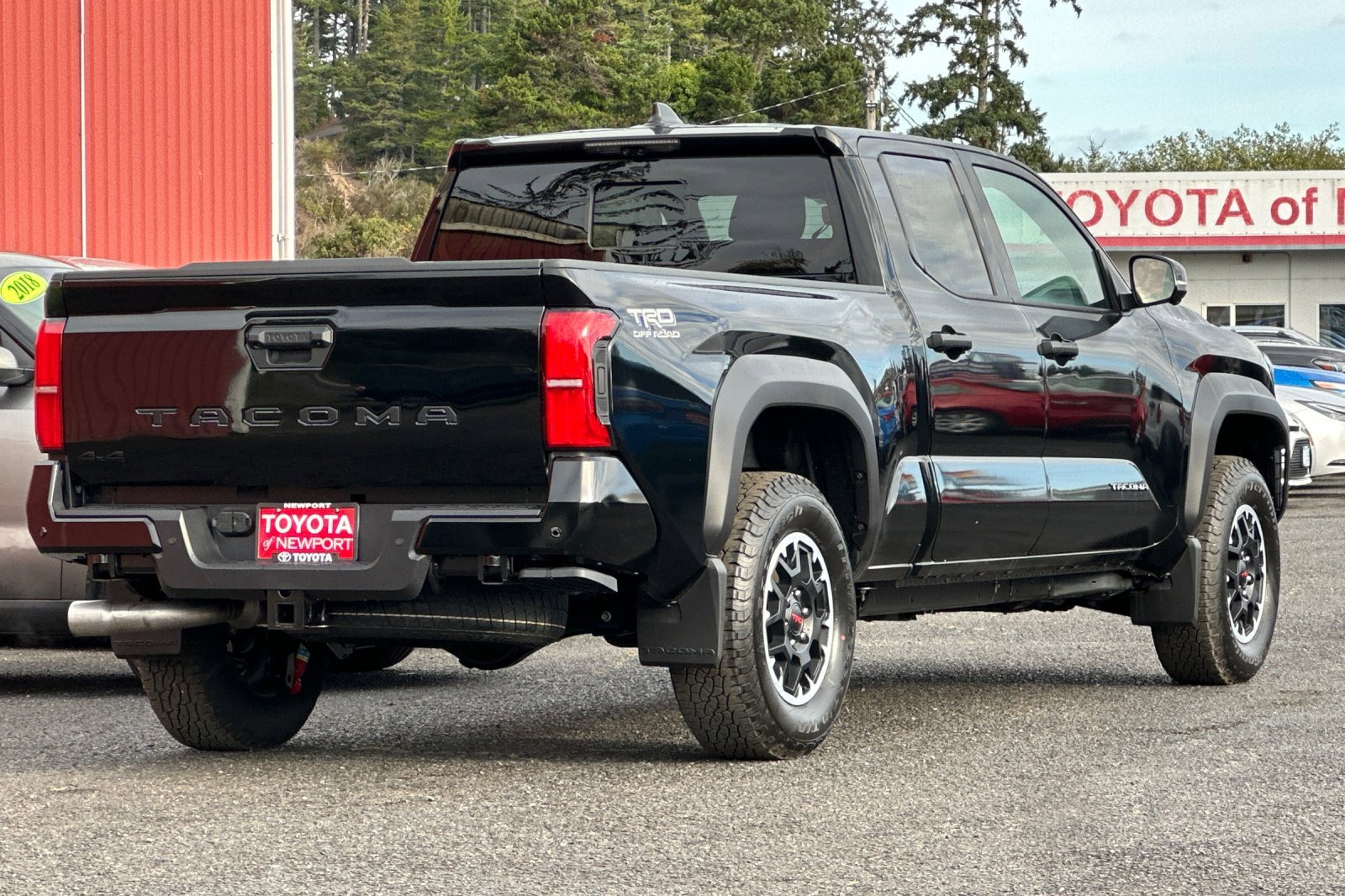 New 2025 Toyota Tacoma TRD Off-Road w/ TRD Off Road Premium Package image 4