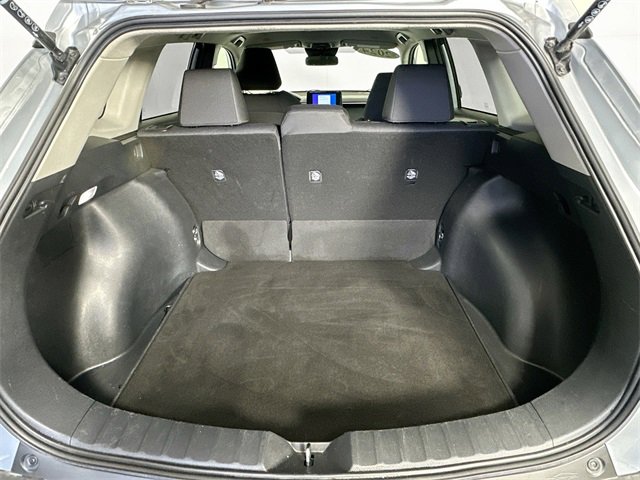 Used 2024 Toyota Corolla Cross LE image 29