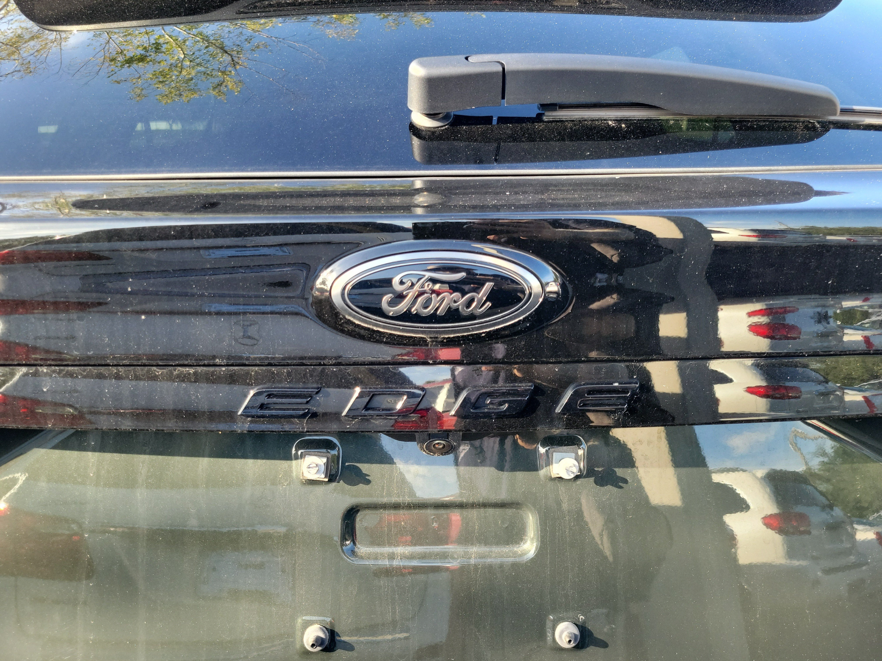 Certified 2024 Ford Edge SE w/ Black Appearance Package AWD/4WD image 23