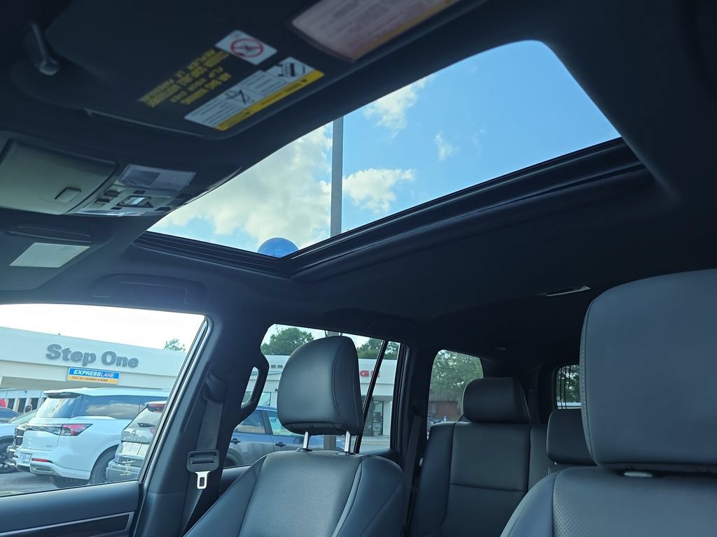 Used 2022 Lexus GX 460 w/ Accessory Package AWD/4WD image 27