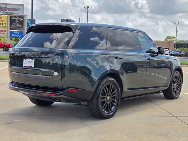 Used 2025 Land Rover Range Rover Long Wheelbase SE AWD/4WD image 5