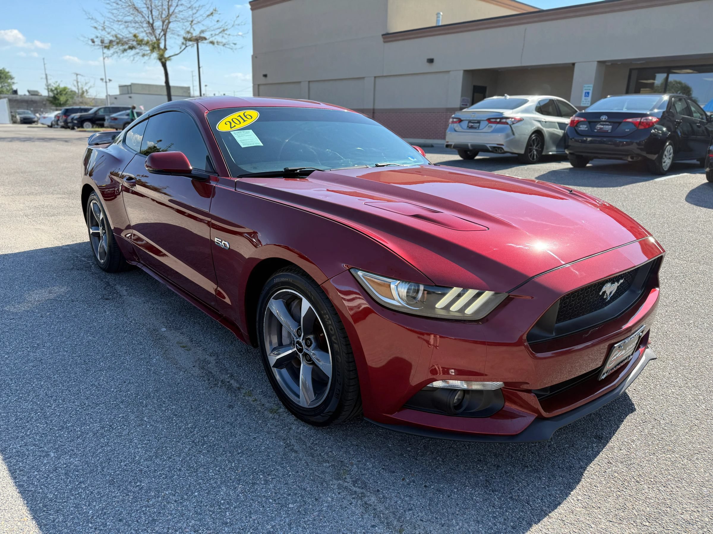 Used 2016 Ford Mustang GT Premium w/ Enhanced Security Package RWD image 6