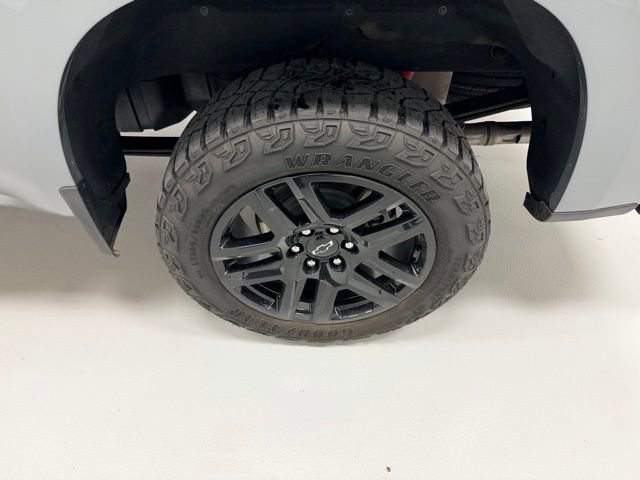 Certified 2024 Chevrolet Silverado 1500 LT Trail Boss w/ Convenience Package II AWD/4WD image 21