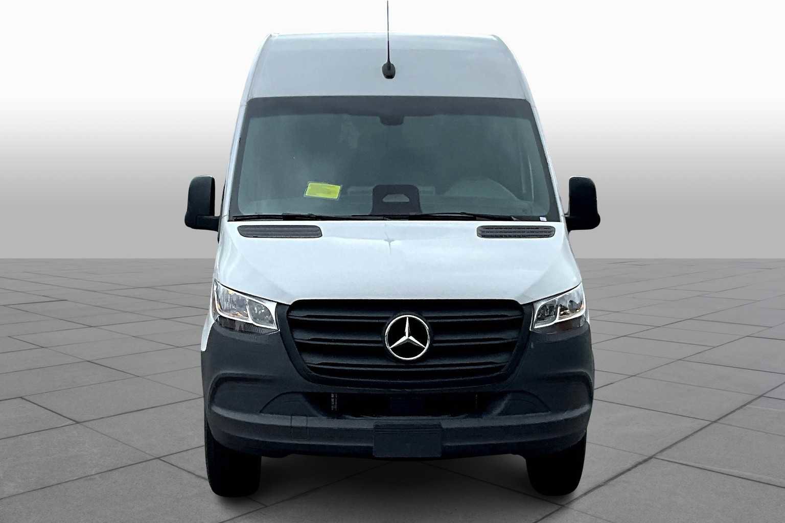 New 2025 Mercedes-Benz Sprinter 2500 image 2